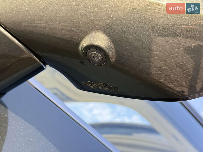 Внедорожник / Кроссовер Lexus UX 2021 в Днепре