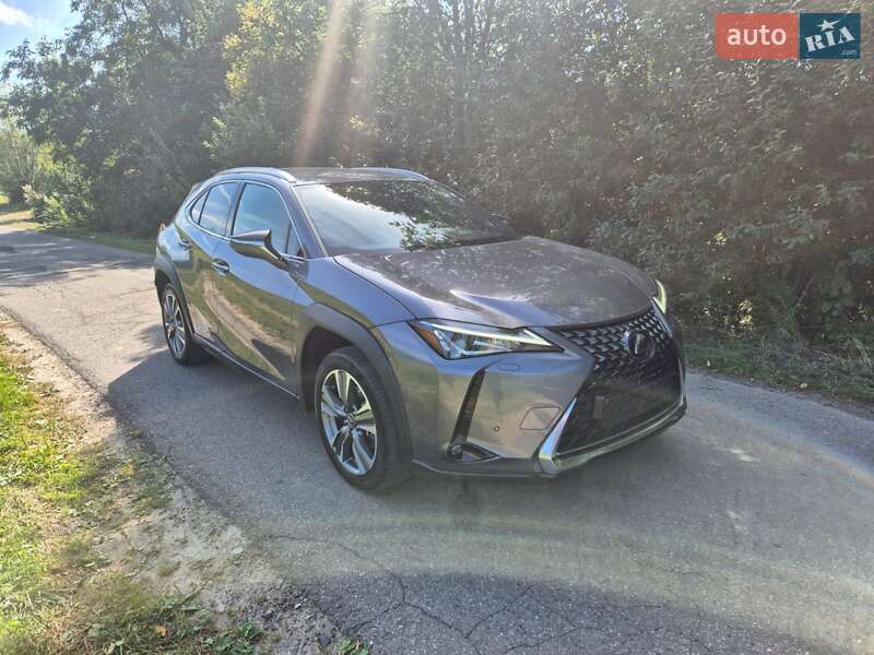 Позашляховик / Кросовер Lexus UX 2022 в Снятині