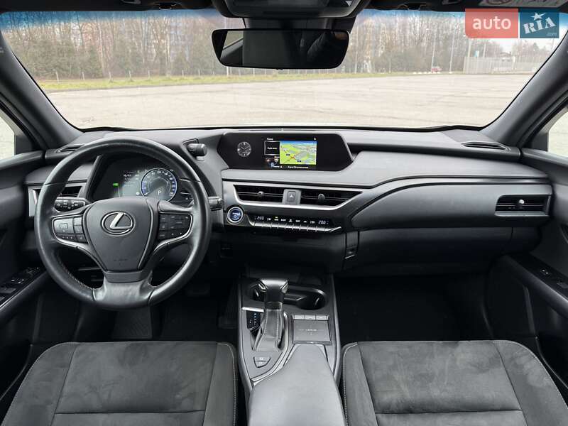Внедорожник / Кроссовер Lexus UX 2020 в Львове