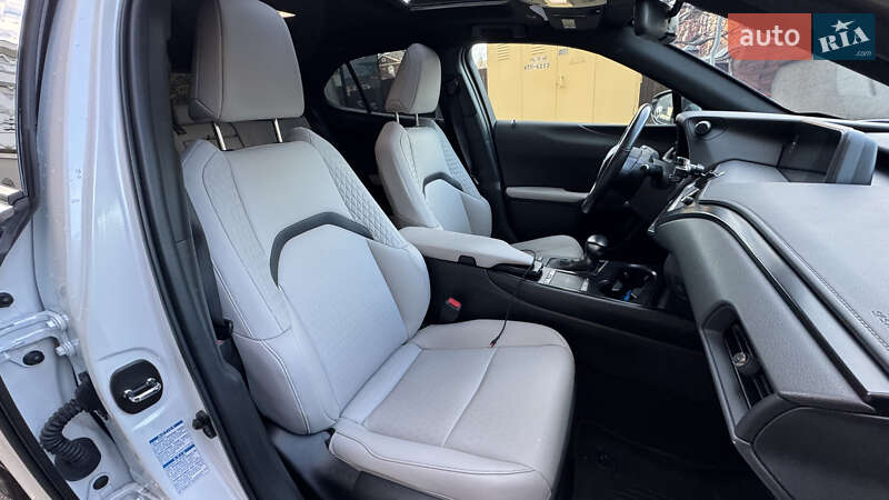 Внедорожник / Кроссовер Lexus UX 2021 в Киеве фото 11 Внедорожник / Кроссовер Lexus UX 2021 в Киеве