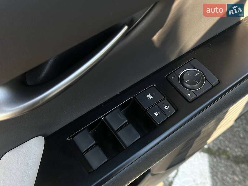 Внедорожник / Кроссовер Lexus UX 2020 в Одессе