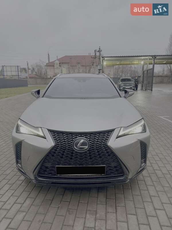 Lexus UX 2018