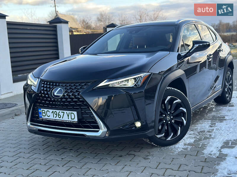 Позашляховик / Кросовер Lexus UX 2021 в Дрогобичі