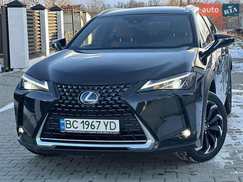 Позашляховик / Кросовер Lexus UX 2021 в Дрогобичі