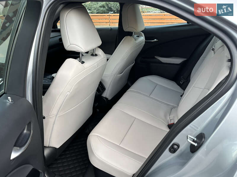 Внедорожник / Кроссовер Lexus UX 2023 в Одессе