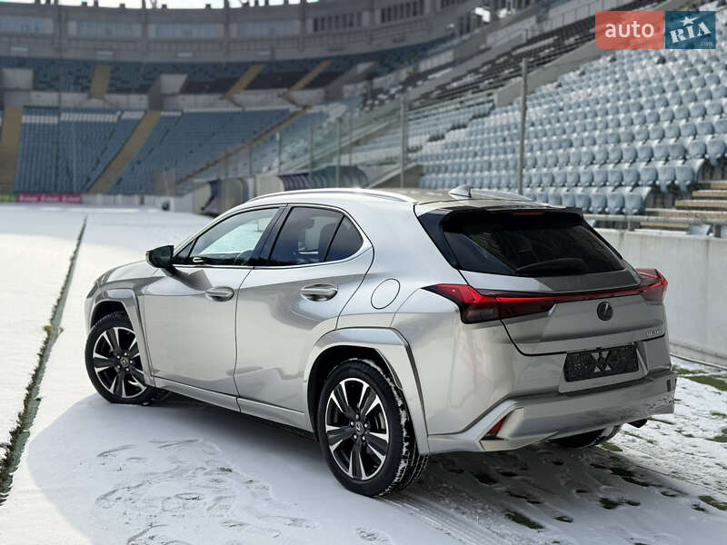 Позашляховик / Кросовер Lexus UX 2019 в Одесі фото 12 Позашляховик / Кросовер Lexus UX 2019 в Одесі
