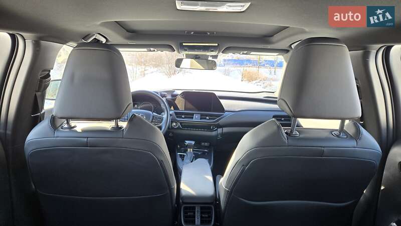 Внедорожник / Кроссовер Lexus UX 2023 в Киеве