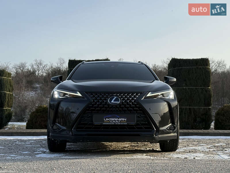 Позашляховик / Кросовер Lexus UX 2020 в Дніпрі
