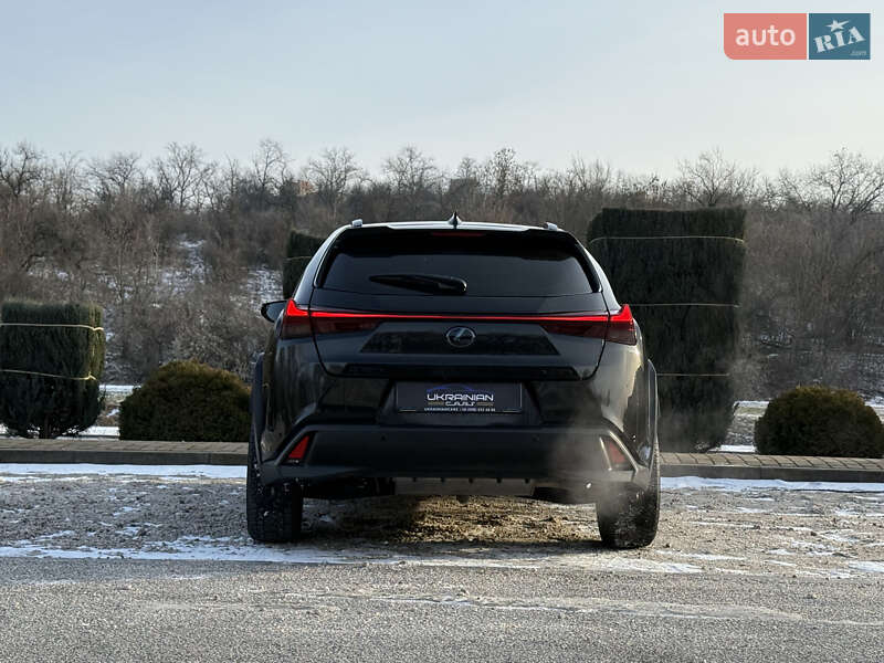 Позашляховик / Кросовер Lexus UX 2020 в Дніпрі