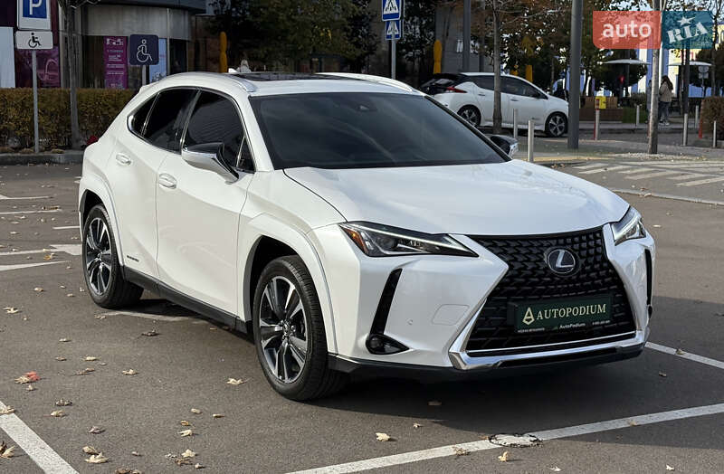 Позашляховик / Кросовер Lexus UX 2021 в Києві