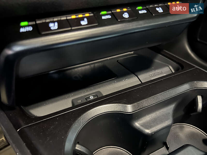 Позашляховик / Кросовер Lexus UX 2021 в Києві