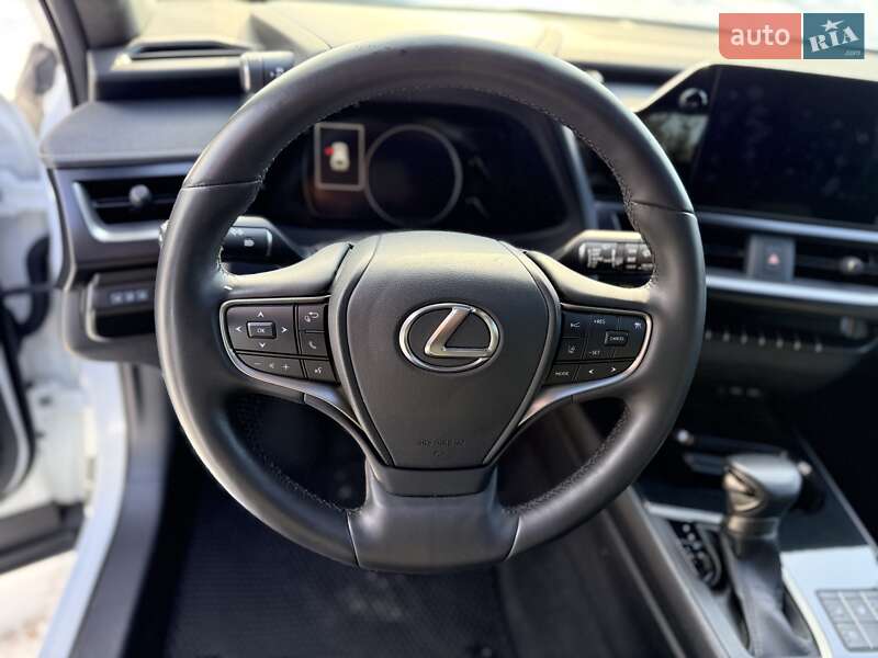 Позашляховик / Кросовер Lexus UX 2022 в Києві