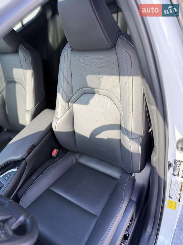 Позашляховик / Кросовер Lexus UX 2022 в Києві