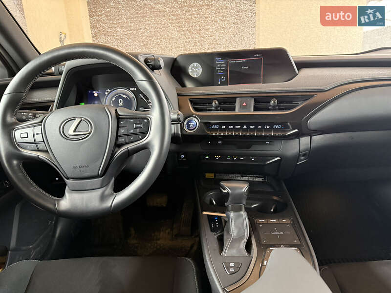 Внедорожник / Кроссовер Lexus UX 2021 в Днепре