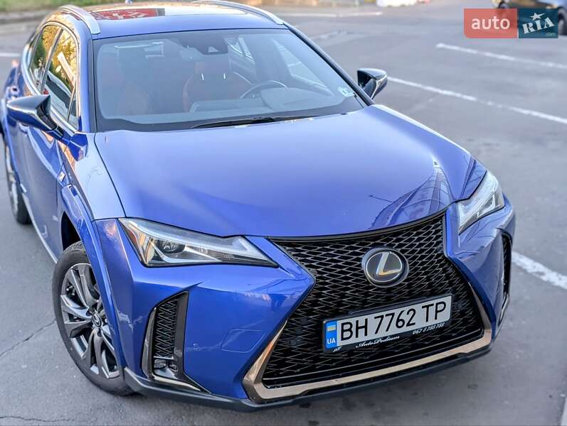 Позашляховик / Кросовер Lexus UX 2019 в Одесі фото 4 Позашляховик / Кросовер Lexus UX 2019 в Одесі