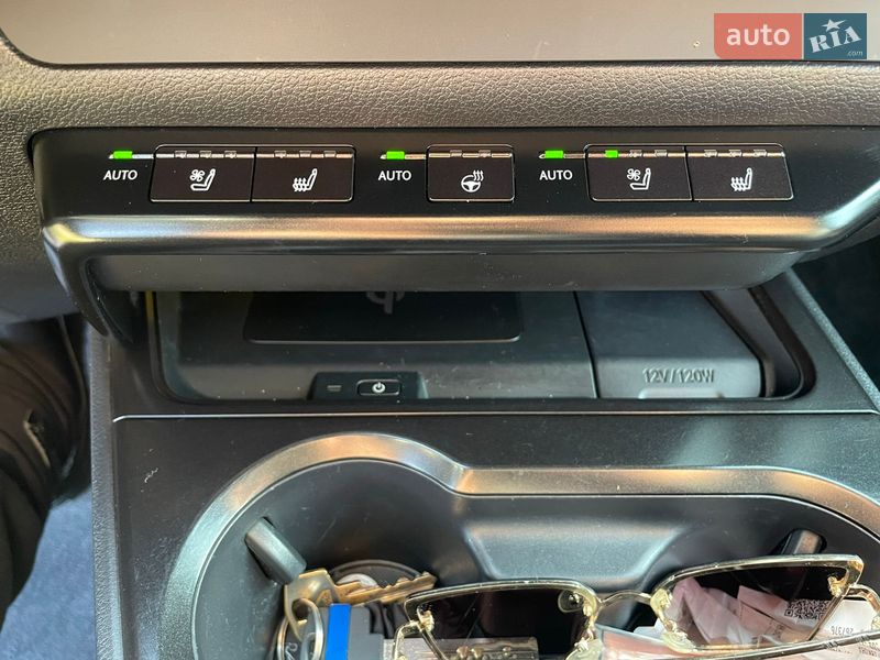 Внедорожник / Кроссовер Lexus UX 2020 в Ужгороде