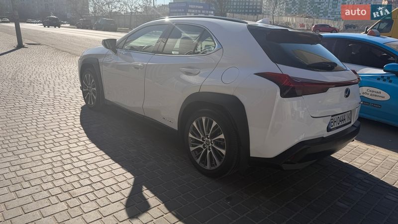 Внедорожник / Кроссовер Lexus UX 2019 в Одессе