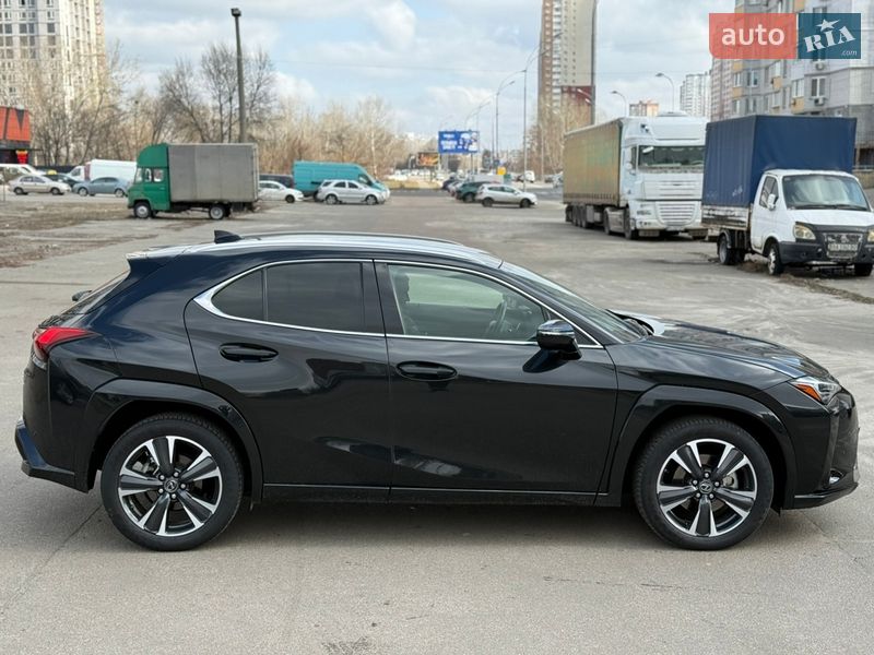 Позашляховик / Кросовер Lexus UX 2021 в Києві