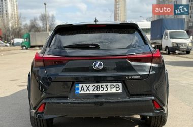 Внедорожник / Кроссовер Lexus UX 2021 в Киеве