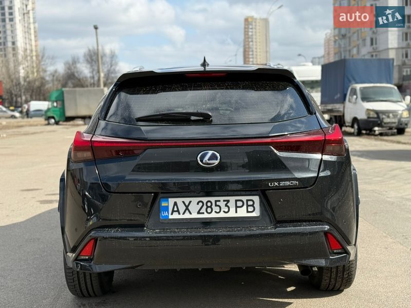 Позашляховик / Кросовер Lexus UX 2021 в Києві
