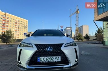 Внедорожник / Кроссовер Lexus UX 2022 в Хмельницком