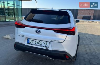Внедорожник / Кроссовер Lexus UX 2022 в Хмельницком