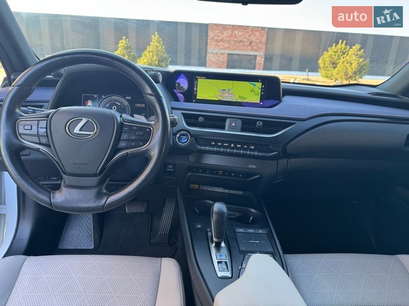 Внедорожник / Кроссовер Lexus UX 2022 в Хмельницком