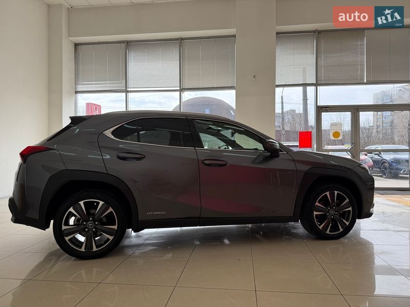 Внедорожник / Кроссовер Lexus UX 2021 в Черновцах