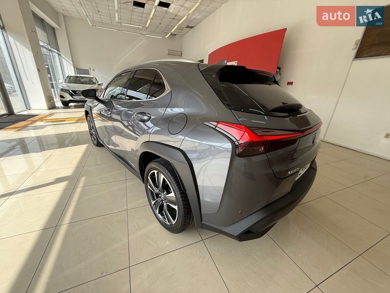 Внедорожник / Кроссовер Lexus UX 2021 в Черновцах