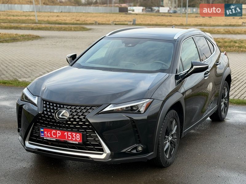 Позашляховик / Кросовер Lexus UX 2023 в Львові