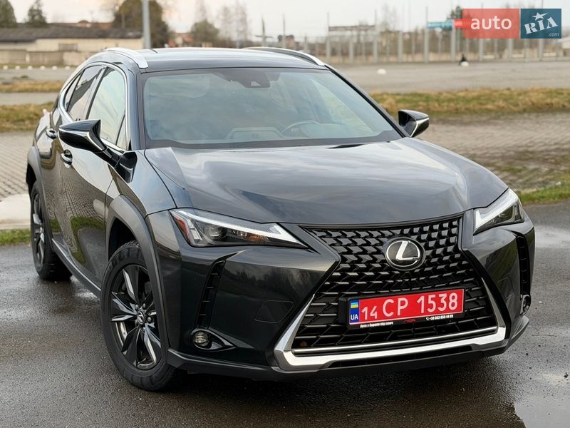 Позашляховик / Кросовер Lexus UX 2023 в Львові