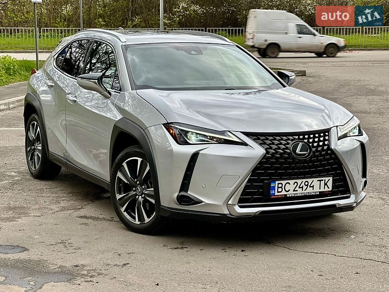 Lexus UX 2020