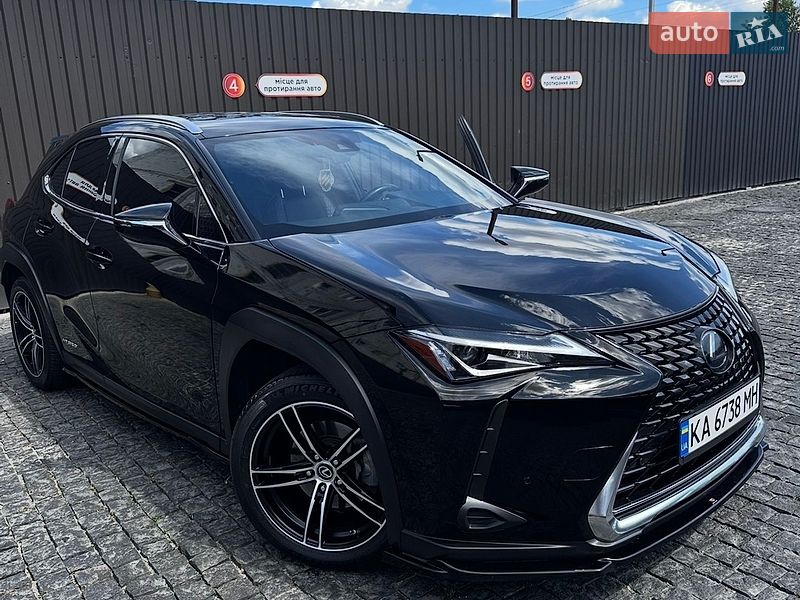 Позашляховик / Кросовер Lexus UX 2020 в Петропавлівській Борщагівці