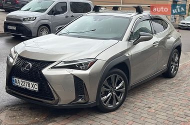 Позашляховик / Кросовер Lexus UX 2019 в Києві