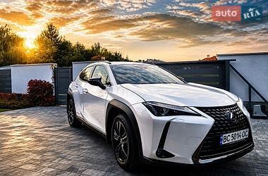 Внедорожник / Кроссовер Lexus UX 2022 в Львове