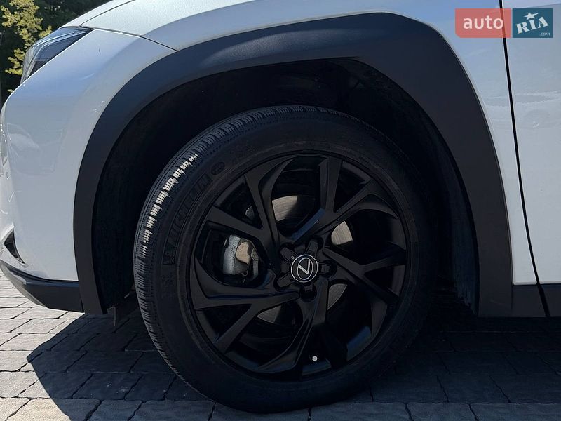 Внедорожник / Кроссовер Lexus UX 2021 в Львове