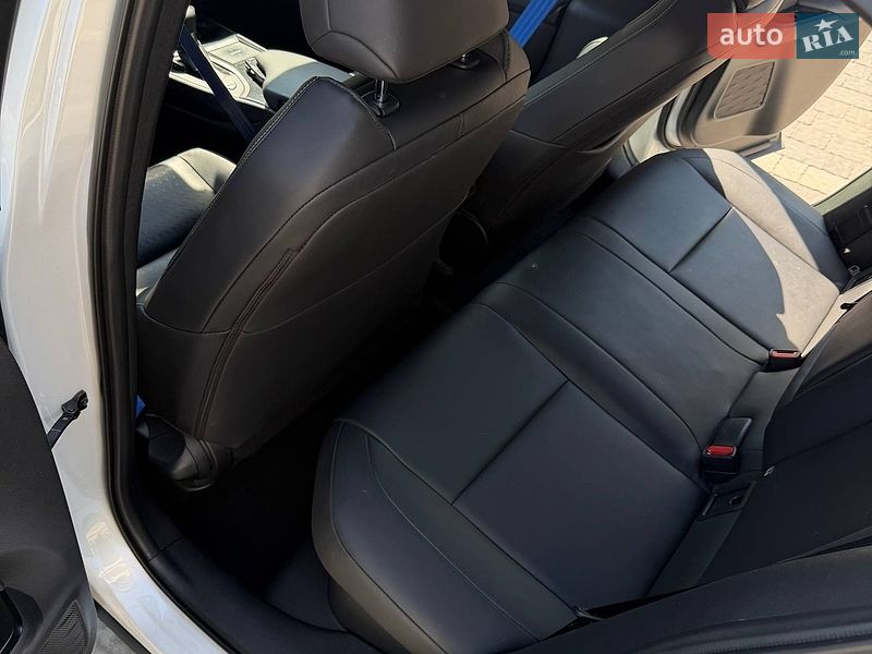 Внедорожник / Кроссовер Lexus UX 2021 в Львове