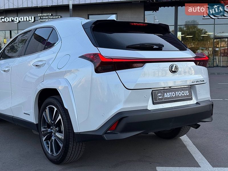Внедорожник / Кроссовер Lexus UX 2022 в Киеве