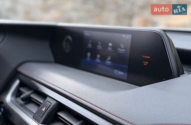 Внедорожник / Кроссовер Lexus UX 2021 в Запорожье