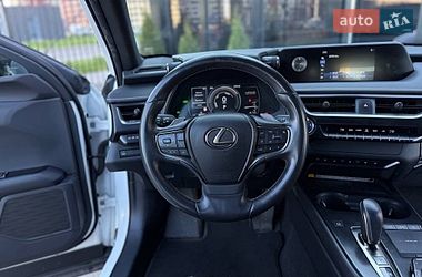 Внедорожник / Кроссовер Lexus UX 2021 в Киеве