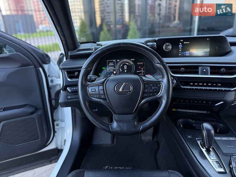 Внедорожник / Кроссовер Lexus UX 2021 в Киеве
