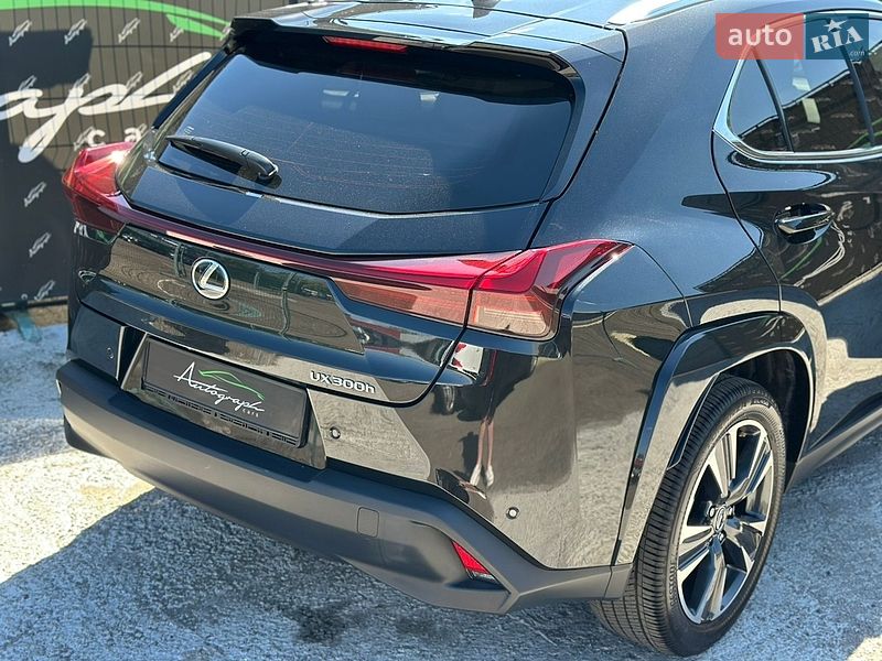 Внедорожник / Кроссовер Lexus UX 2025 в Киеве