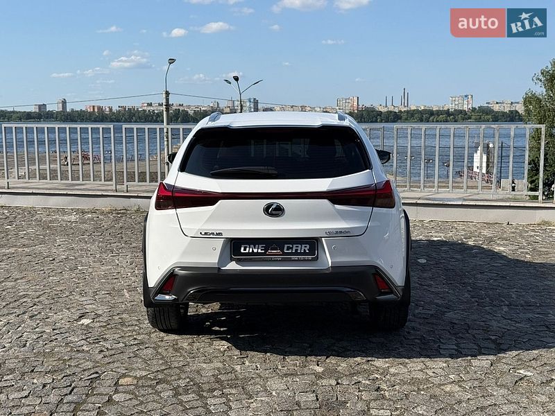 Внедорожник / Кроссовер Lexus UX 2023 в Днепре