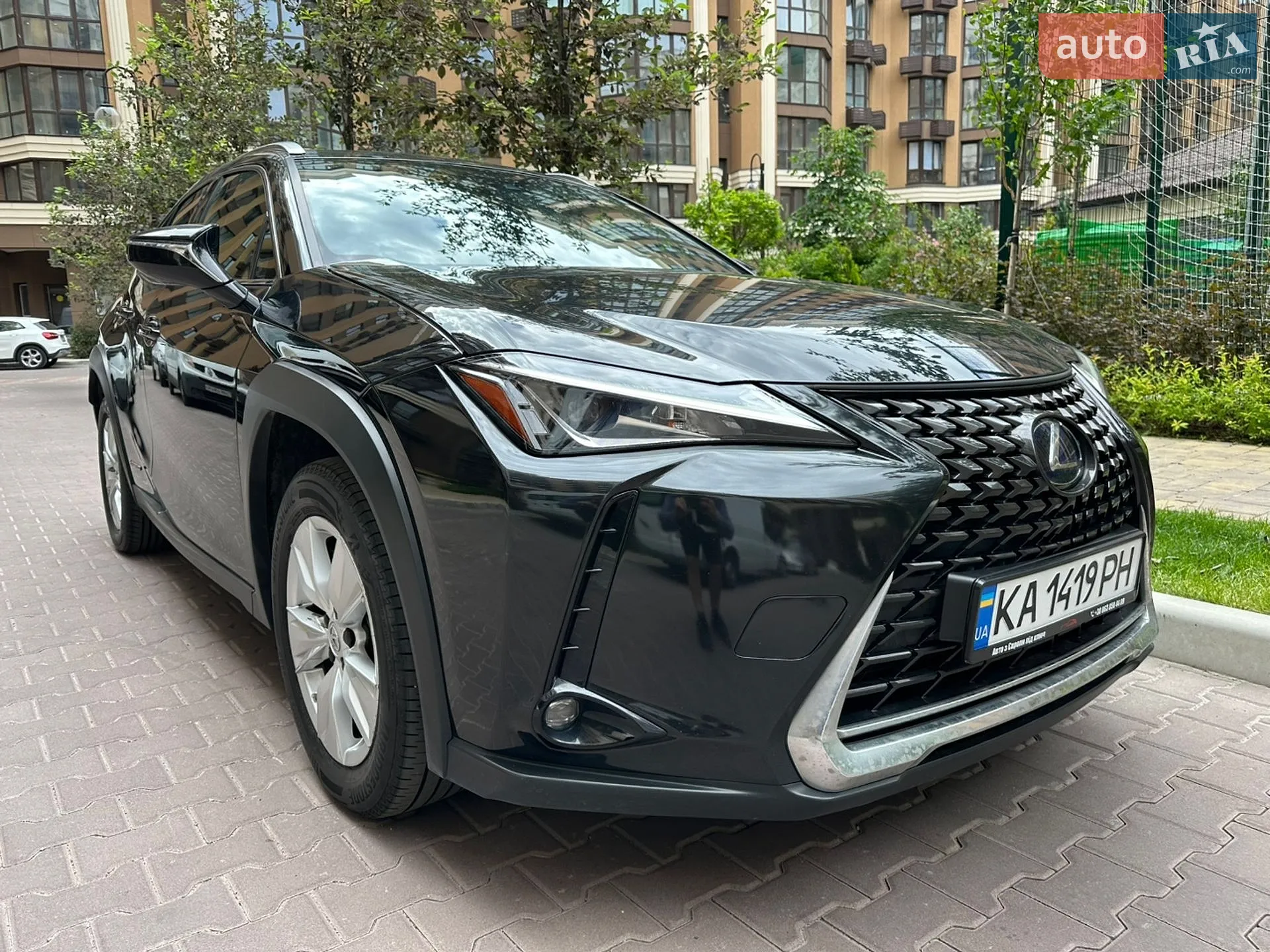 2021 Lexus UX - фото 1