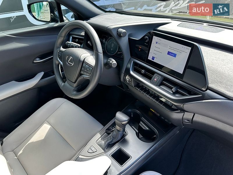 Позашляховик / Кросовер Lexus UX 2023 в Києві фото 28 Позашляховик / Кросовер Lexus UX 2023 в Києві