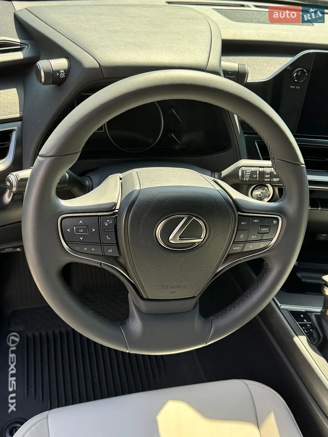 2023 Lexus UX - мініатюра 12