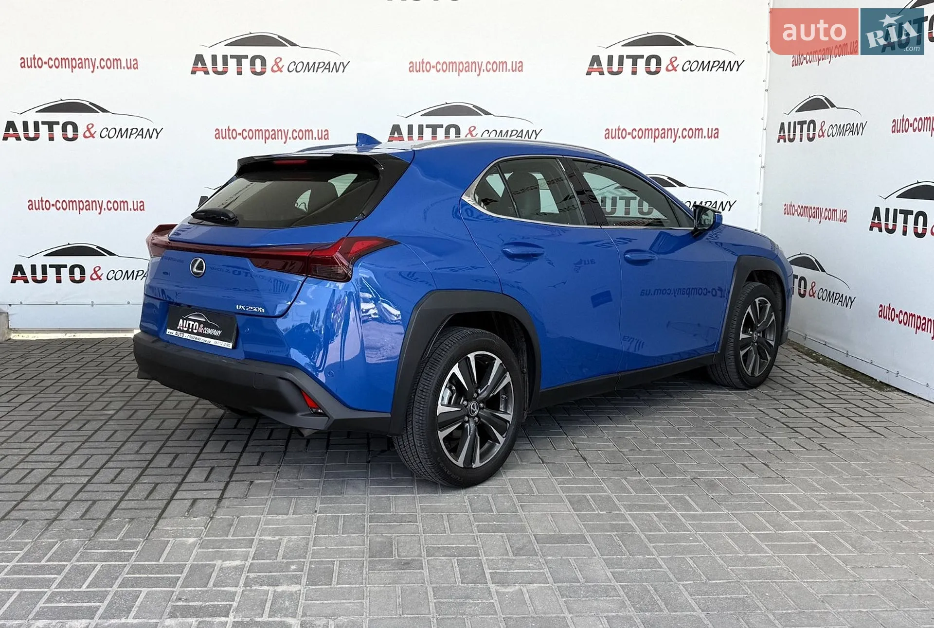 2023 Lexus UX - мініатюра 3
