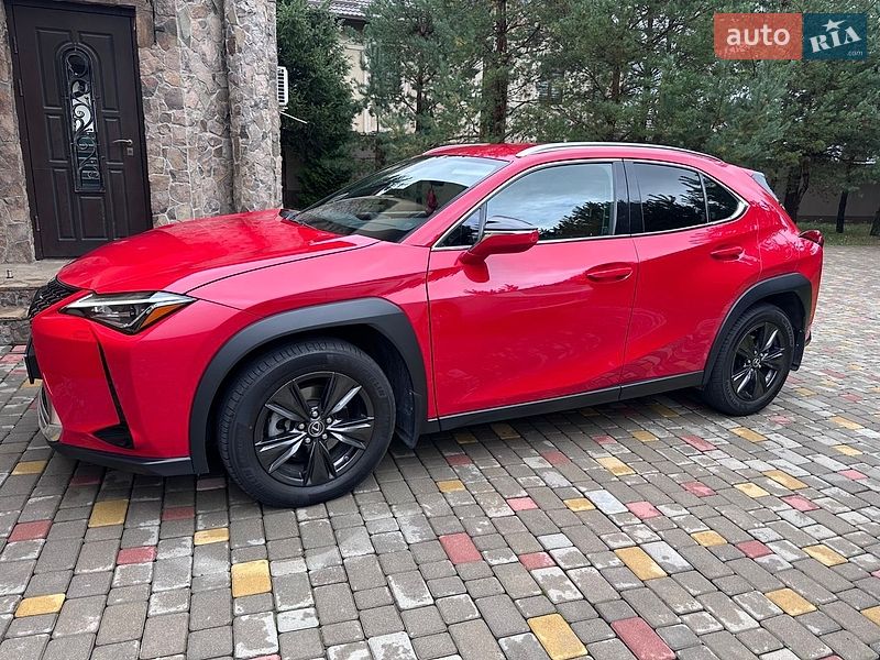 Позашляховик / Кросовер Lexus UX 2019 в Львові