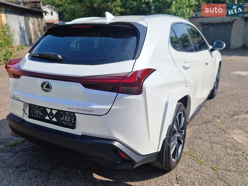 Позашляховик / Кросовер Lexus UX 2025 в Києві фото 17 Позашляховик / Кросовер Lexus UX 2025 в Києві
