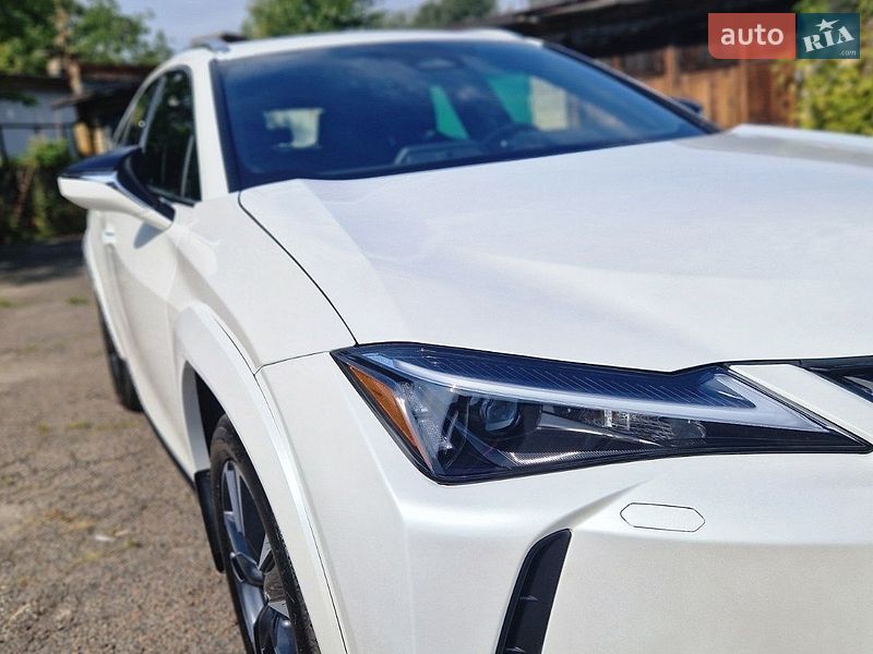 Позашляховик / Кросовер Lexus UX 2025 в Києві фото 22 Позашляховик / Кросовер Lexus UX 2025 в Києві